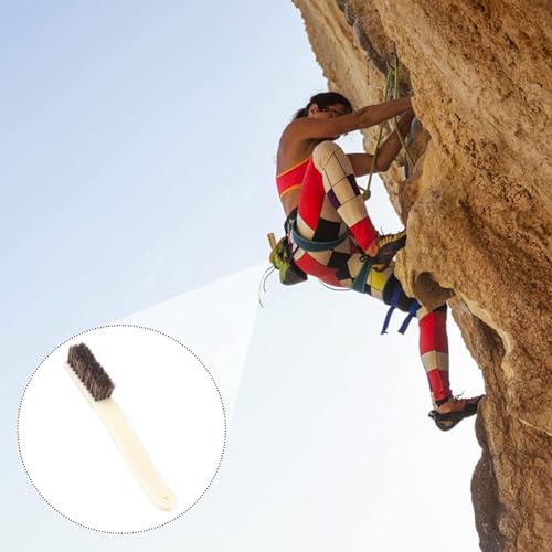 2pcs Rock Climbing Brush Bouldering with Thick Hairs Bristles Bouldering Tool Accessory Outdoor Cleans Climbing Accessory - color: Brown Large