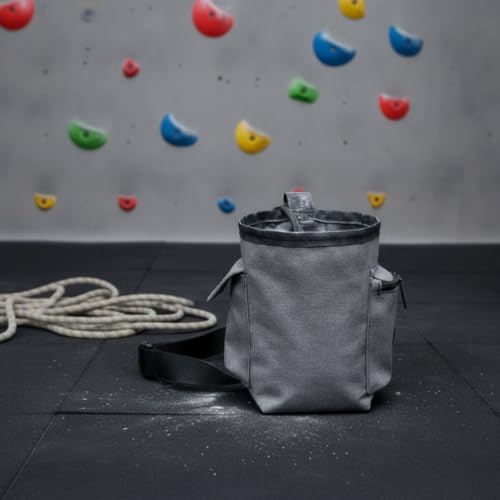 Cylindrical Chalk Bag with Pockets Drawstring Chalk Bag with Pockets Zippered for Climbing